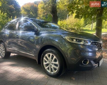 Серый Рено Kadjar, объемом двигателя 1.5 л и пробегом 133 тыс. км за 14700 $, фото 1 на Automoto.ua