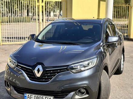Рено Kadjar 2016 в Никополе на Automoto.ua Серый Рено Kadjar, объемом двигателя 1.46 л и пробегом 260 тыс. км за 15500 $, фото 1 на Automoto.ua