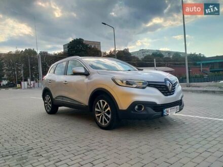 Рено Kadjar 2017 в Ровно на Automoto.ua Серый Рено Kadjar, объемом двигателя 1.5 л и пробегом 242 тыс. км за 16450 $, фото 1 на Automoto.ua