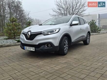 Серый Рено Kadjar, объемом двигателя 1.5 л и пробегом 280 тыс. км за 13500 $, фото 1 на Automoto.ua