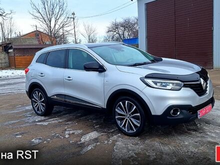 Серый Рено Kadjar, объемом двигателя 1.5 л и пробегом 147 тыс. км за 16900 $, фото 1 на Automoto.ua
