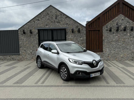 Серый Рено Kadjar, объемом двигателя 1.46 л и пробегом 170 тыс. км за 14700 $, фото 1 на Automoto.ua