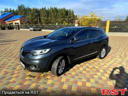Рено Kadjar 2017 в Полтаве на Automoto.ua Серый Рено Kadjar, объемом двигателя 1.5 л и пробегом 199 тыс. км за 15999 $, фото 1 на Automoto.ua