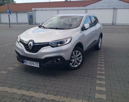 Серый Рено Kadjar, объемом двигателя 1.46 л и пробегом 190 тыс. км за 16500 $, фото 1 на Automoto.ua