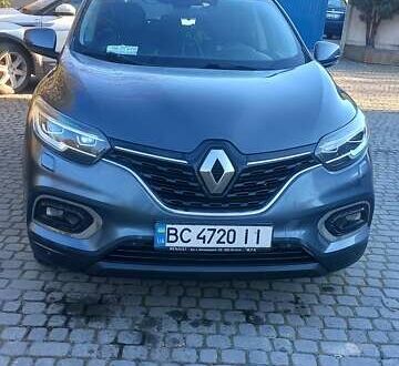 Серый Рено Kadjar, объемом двигателя 1.46 л и пробегом 145 тыс. км за 20000 $, фото 1 на Automoto.ua