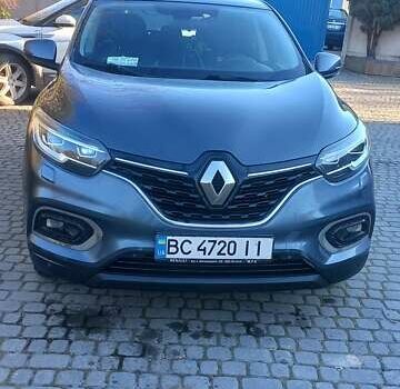 Серый Рено Kadjar, объемом двигателя 1.46 л и пробегом 145 тыс. км за 20000 $, фото 1 на Automoto.ua