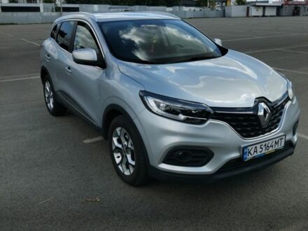 Серый Рено Kadjar, объемом двигателя 1.5 л и пробегом 176 тыс. км за 450 $, фото 1 на Automoto.ua