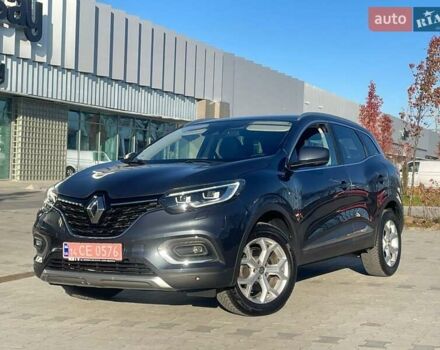 Серый Рено Kadjar, объемом двигателя 1.3 л и пробегом 77 тыс. км за 15800 $, фото 1 на Automoto.ua