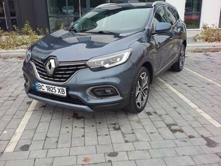 Серый Рено Kadjar, объемом двигателя 1.5 л и пробегом 128 тыс. км за 21250 $, фото 1 на Automoto.ua