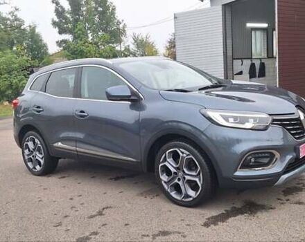 Серый Рено Kadjar, объемом двигателя 1.5 л и пробегом 139 тыс. км за 18950 $, фото 1 на Automoto.ua