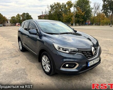 Серый Рено Kadjar, объемом двигателя 1.5 л и пробегом 61 тыс. км за 21800 $, фото 1 на Automoto.ua