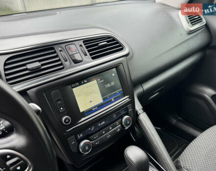 Синий Рено Kadjar, объемом двигателя 1.5 л и пробегом 215 тыс. км за 13750 $, фото 37 на Automoto.ua