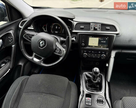 Синий Рено Kadjar, объемом двигателя 1.46 л и пробегом 275 тыс. км за 13999 $, фото 27 на Automoto.ua