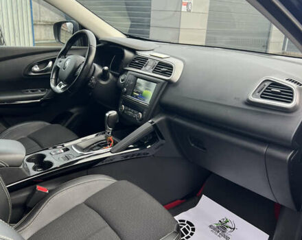 Синий Рено Kadjar, объемом двигателя 1.46 л и пробегом 88 тыс. км за 17400 $, фото 21 на Automoto.ua