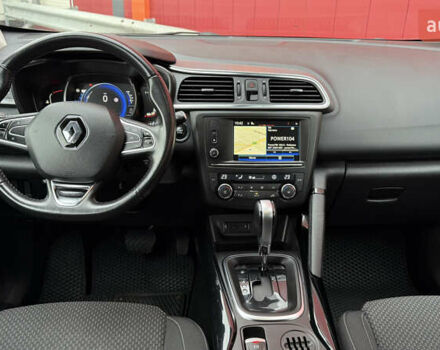 Синий Рено Kadjar, объемом двигателя 1.46 л и пробегом 262 тыс. км за 13300 $, фото 60 на Automoto.ua