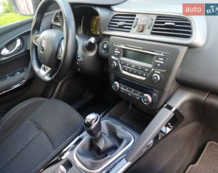 Синий Рено Kadjar, объемом двигателя 1.6 л и пробегом 250 тыс. км за 12600 $, фото 30 на Automoto.ua