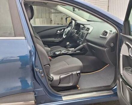 Синий Рено Kadjar, объемом двигателя 1.5 л и пробегом 188 тыс. км за 15500 $, фото 12 на Automoto.ua