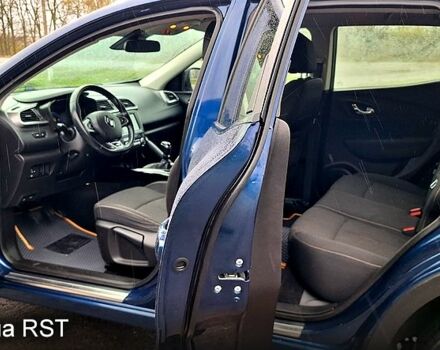 Синий Рено Kadjar, объемом двигателя 1.5 л и пробегом 188 тыс. км за 15500 $, фото 8 на Automoto.ua