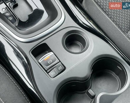 Синий Рено Kadjar, объемом двигателя 1.46 л и пробегом 198 тыс. км за 16390 $, фото 25 на Automoto.ua