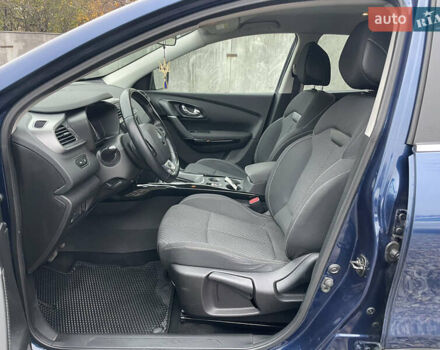 Синий Рено Kadjar, объемом двигателя 1.46 л и пробегом 198 тыс. км за 16390 $, фото 11 на Automoto.ua