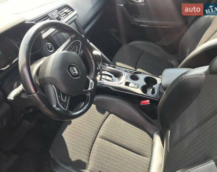 Синий Рено Kadjar, объемом двигателя 1.2 л и пробегом 142 тыс. км за 13000 $, фото 11 на Automoto.ua