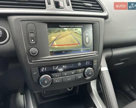 Синий Рено Kadjar, объемом двигателя 1.2 л и пробегом 132 тыс. км за 13950 $, фото 35 на Automoto.ua