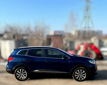 Синий Рено Kadjar, объемом двигателя 1.46 л и пробегом 211 тыс. км за 16000 $, фото 2 на Automoto.ua