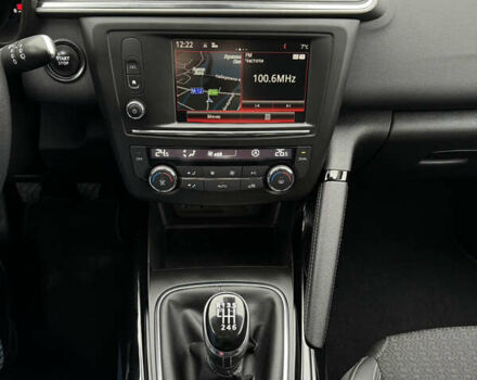 Синий Рено Kadjar, объемом двигателя 1.6 л и пробегом 178 тыс. км за 16900 $, фото 30 на Automoto.ua