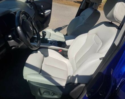 Синий Рено Kadjar, объемом двигателя 1.6 л и пробегом 150 тыс. км за 18712 $, фото 8 на Automoto.ua