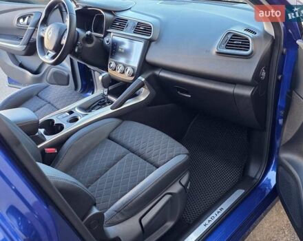 Синий Рено Kadjar, объемом двигателя 1.46 л и пробегом 69 тыс. км за 20400 $, фото 23 на Automoto.ua