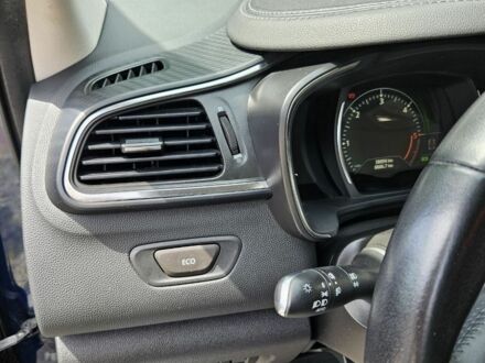 Рено Kadjar 2017 в Львове на Automoto.ua Синий Рено Kadjar, объемом двигателя 0 л и пробегом 39 тыс. км за 22500 $, фото 1 на Automoto.ua