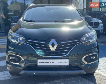 Зеленый Рено Kadjar, объемом двигателя 1.46 л и пробегом 125 тыс. км за 18999 $, фото 3 на Automoto.ua