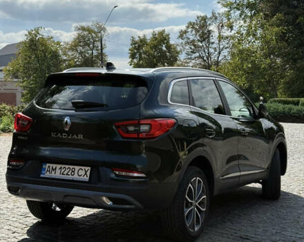 Зеленый Рено Kadjar, объемом двигателя 1.46 л и пробегом 101 тыс. км за 18990 $, фото 3 на Automoto.ua