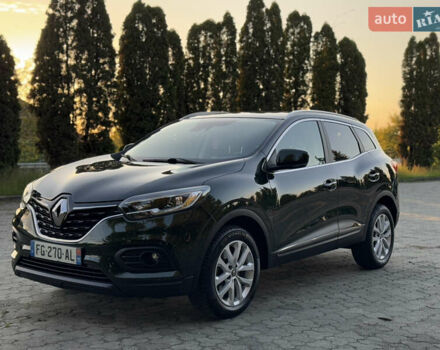 Зеленый Рено Kadjar, объемом двигателя 1.5 л и пробегом 208 тыс. км за 17300 $, фото 1 на Automoto.ua