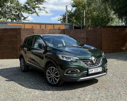 Зелений Рено Kadjar, об'ємом двигуна 1.46 л та пробігом 101 тис. км за 18990 $, фото 1 на Automoto.ua