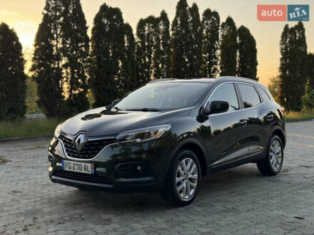 Рено Kadjar 2020 в Дубно на Automoto.ua Зеленый Рено Kadjar, объемом двигателя 1.5 л и пробегом 208 тыс. км за 17500 $, фото 1 на Automoto.ua