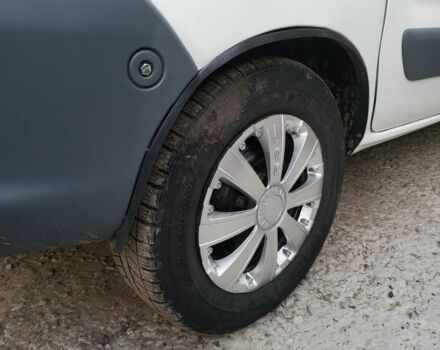 Білий Рено Кєнгу Експресс, об'ємом двигуна 2 л та пробігом 74 тис. км за 2200 $, фото 7 на Automoto.ua