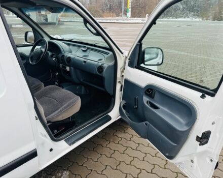 Белый Рено Кенгу Экспресс, объемом двигателя 1.9 л и пробегом 280 тыс. км за 1749 $, фото 5 на Automoto.ua