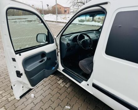 Белый Рено Кенгу Экспресс, объемом двигателя 1.9 л и пробегом 280 тыс. км за 1749 $, фото 4 на Automoto.ua