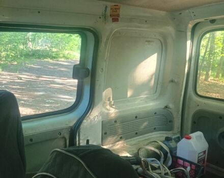 Белый Рено Кенгу Экспресс, объемом двигателя 1.5 л и пробегом 300 тыс. км за 1800 $, фото 7 на Automoto.ua