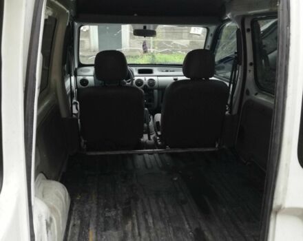 Белый Рено Кенгу Экспресс, объемом двигателя 1.5 л и пробегом 300 тыс. км за 2000 $, фото 5 на Automoto.ua