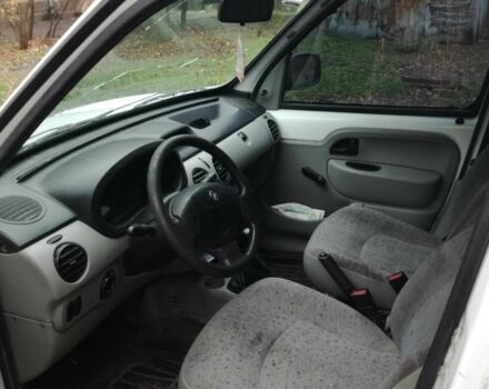 Белый Рено Кенгу Экспресс, объемом двигателя 1.5 л и пробегом 300 тыс. км за 2000 $, фото 6 на Automoto.ua