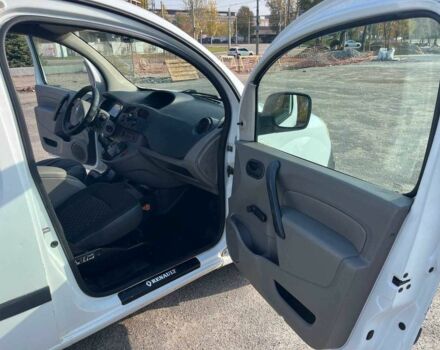 Белый Рено Кенгу Экспресс, объемом двигателя 1.5 л и пробегом 392 тыс. км за 4950 $, фото 13 на Automoto.ua