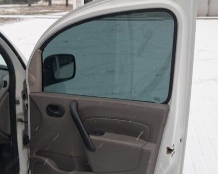 Белый Рено Кенгу Экспресс, объемом двигателя 1.5 л и пробегом 401 тыс. км за 4700 $, фото 13 на Automoto.ua