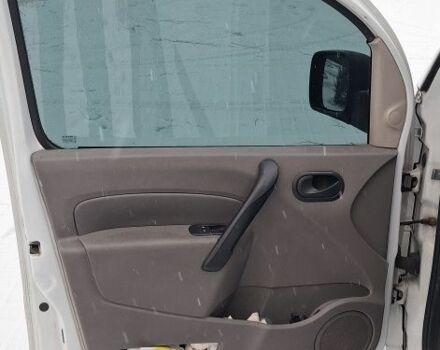 Белый Рено Кенгу Экспресс, объемом двигателя 1.5 л и пробегом 401 тыс. км за 4700 $, фото 14 на Automoto.ua