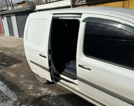 Белый Рено Кенгу Экспресс, объемом двигателя 1.5 л и пробегом 220 тыс. км за 5000 $, фото 4 на Automoto.ua