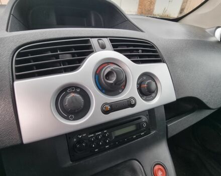 Білий Рено Кєнгу Експресс, об'ємом двигуна 1.5 л та пробігом 380 тис. км за 5300 $, фото 15 на Automoto.ua