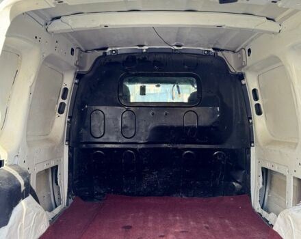 Белый Рено Кенгу Экспресс, объемом двигателя 1.5 л и пробегом 236 тыс. км за 3800 $, фото 6 на Automoto.ua