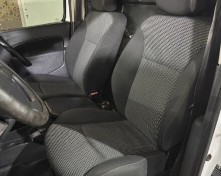 Білий Рено Кєнгу Експресс, об'ємом двигуна 1.5 л та пробігом 273 тис. км за 3999 $, фото 7 на Automoto.ua