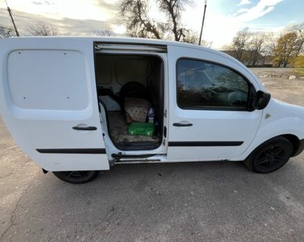 Рено Кенгу Экспресс 2012 в Новгородка на Automoto.ua Белый Рено Кенгу Экспресс, объемом двигателя 1.5 л и пробегом 400 тыс. км за 4200 $, фото 6 на Automoto.ua